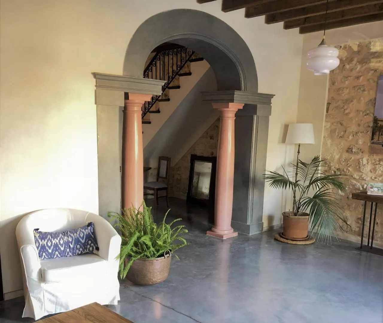 *** Bed & Breakfast Vista De La Vila - Turismo De Interior. Llubi Spain
