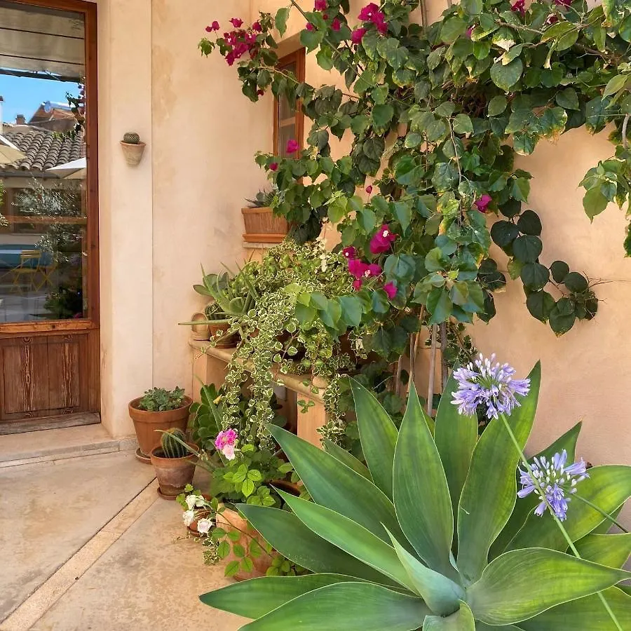يوبي Vista De La Vila - Turismo De Interior. فندق مبيت وإفطار