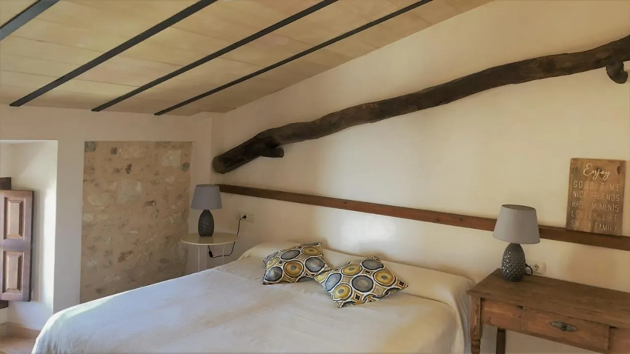 *** Bed & Breakfast Vista De La Vila - Turismo De Interior. Llubi Spain